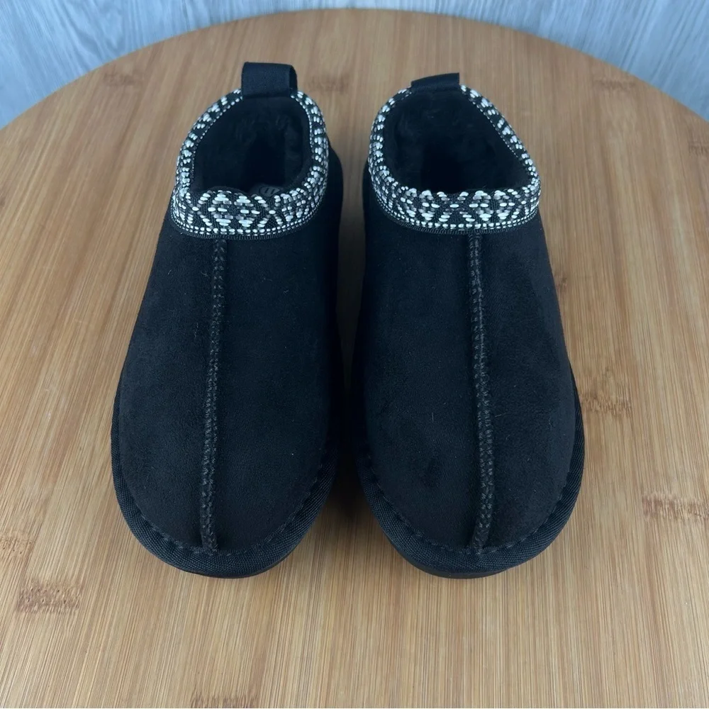 Children’s Black Suede Slip-On Shoes with Patterned Trim (SIMMON-IIM)